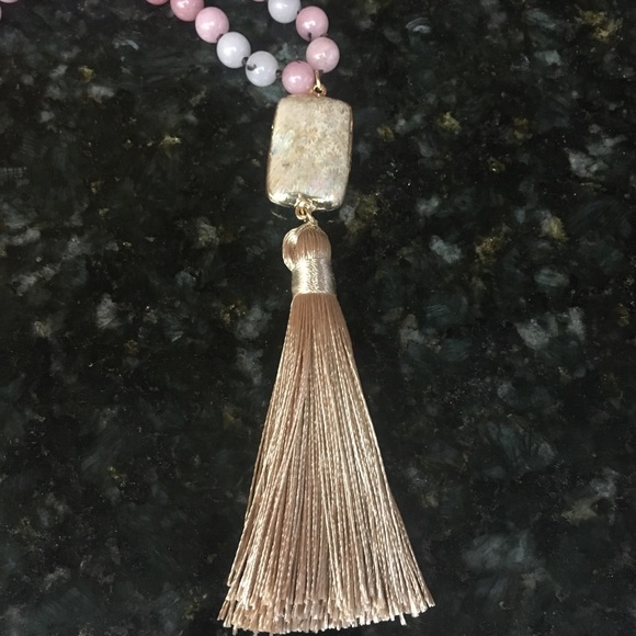 🌸Pink Sandstone Tassel Necklace🌸 - Picture 3 of 7